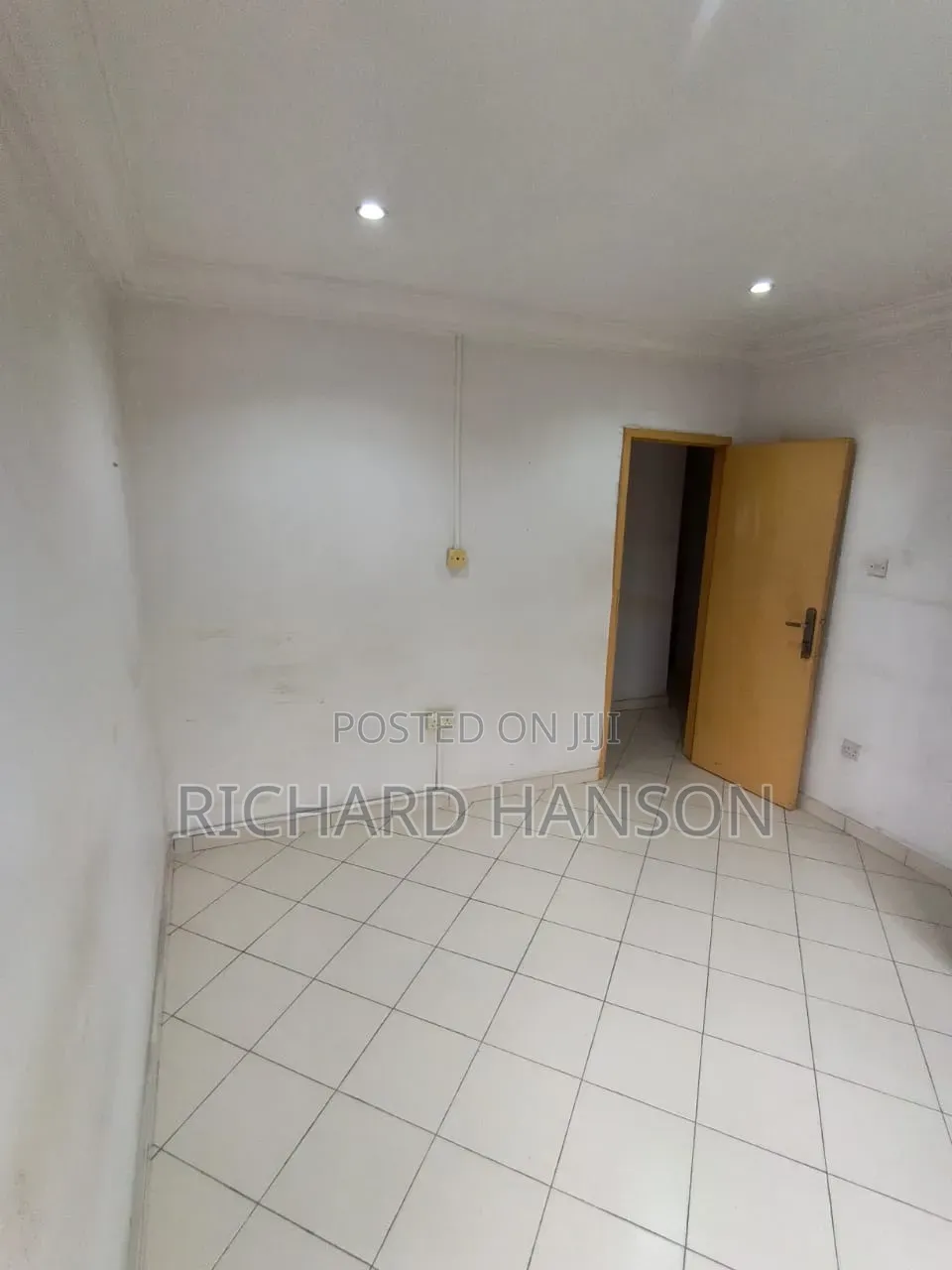 1bdrm Shared Apartment in Female ๐๐(Ikoyi), Abraham Adesanya Estate