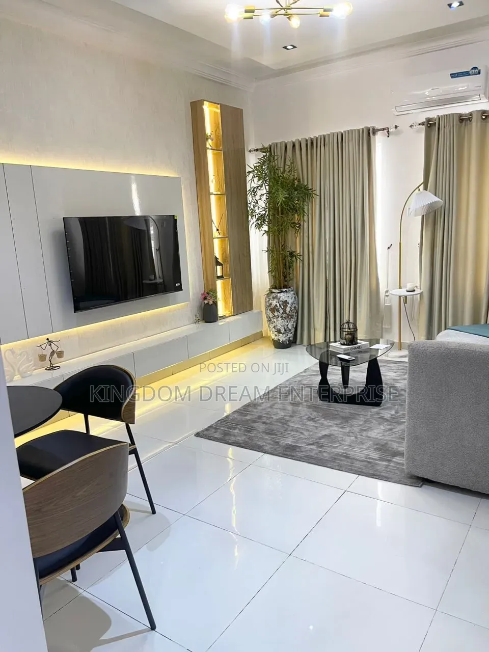 Furnished 2bdrm Apartment in Northern Foreshore, Chevron for rent