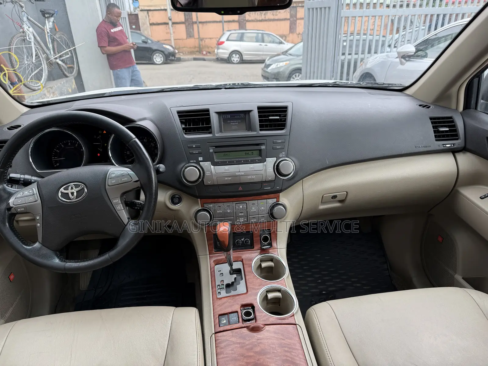 Toyota Highlander Limited 2010 White