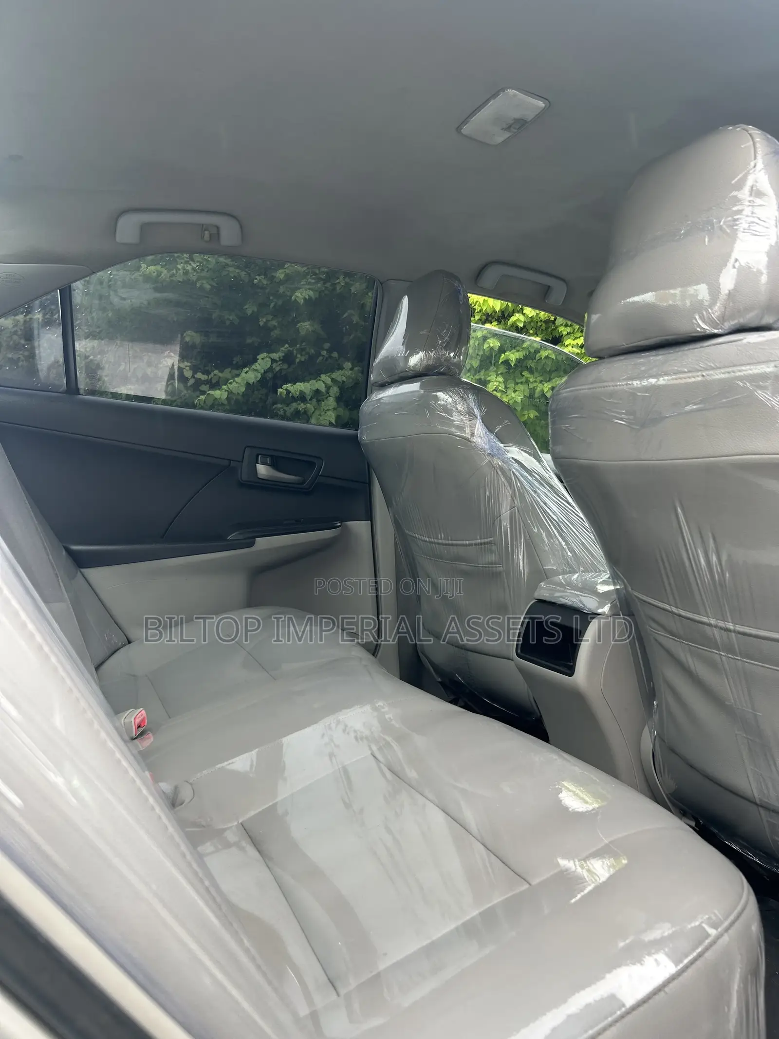 Toyota Camry LE 4dr Sedan (2.5L 4cyl 6A) 2012 Silver
