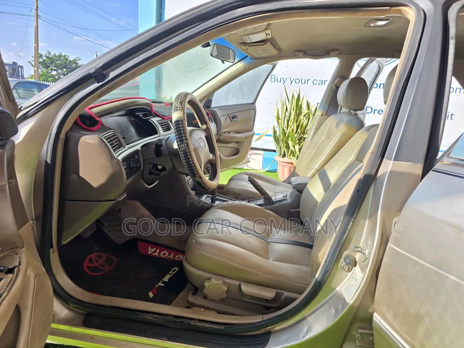 Toyota Camry Automatic 1999 Gold