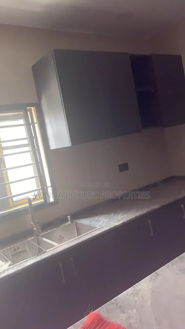 3bdrm Bungalow in Pyakasa Axis, Lugbe District for sale