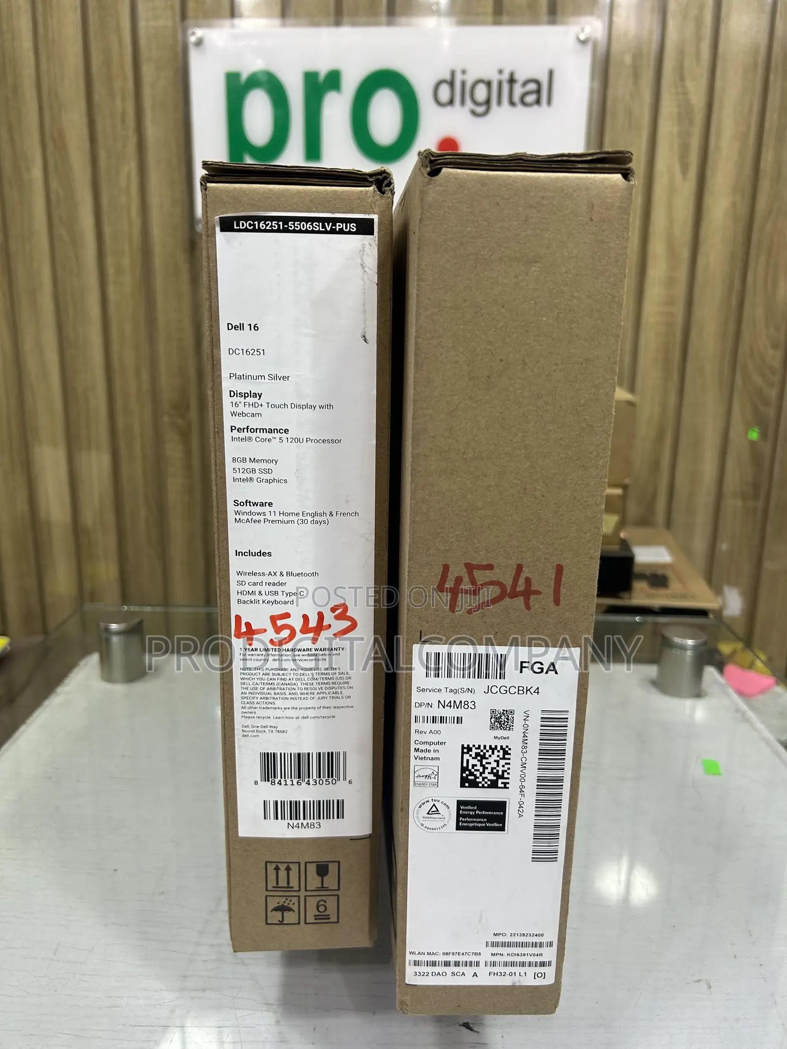New Laptop Dell 16 Premium 8GB Intel Core 5 SSD 512GB