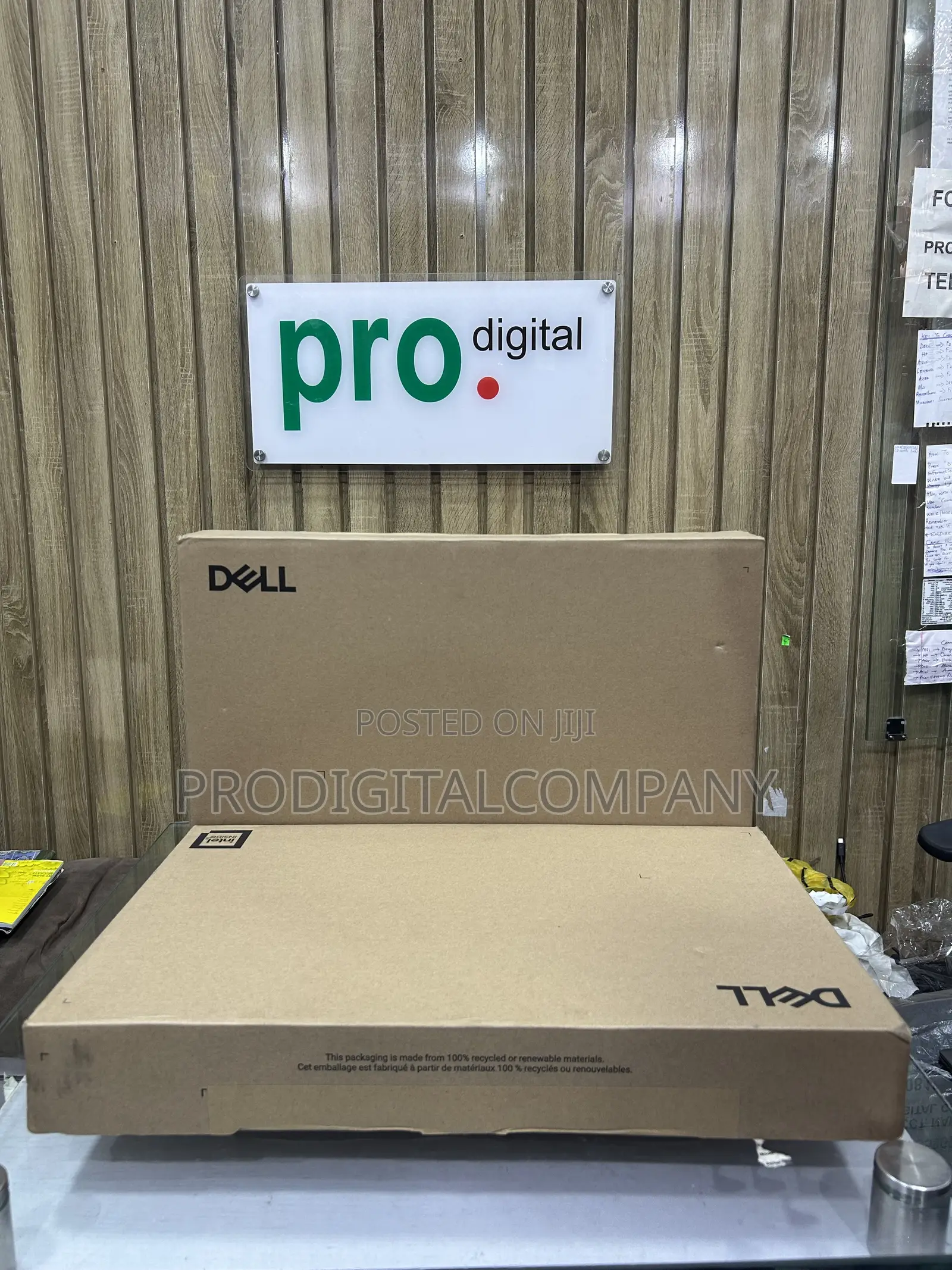 New Laptop Dell 16 Premium 8GB Intel Core 5 SSD 512GB