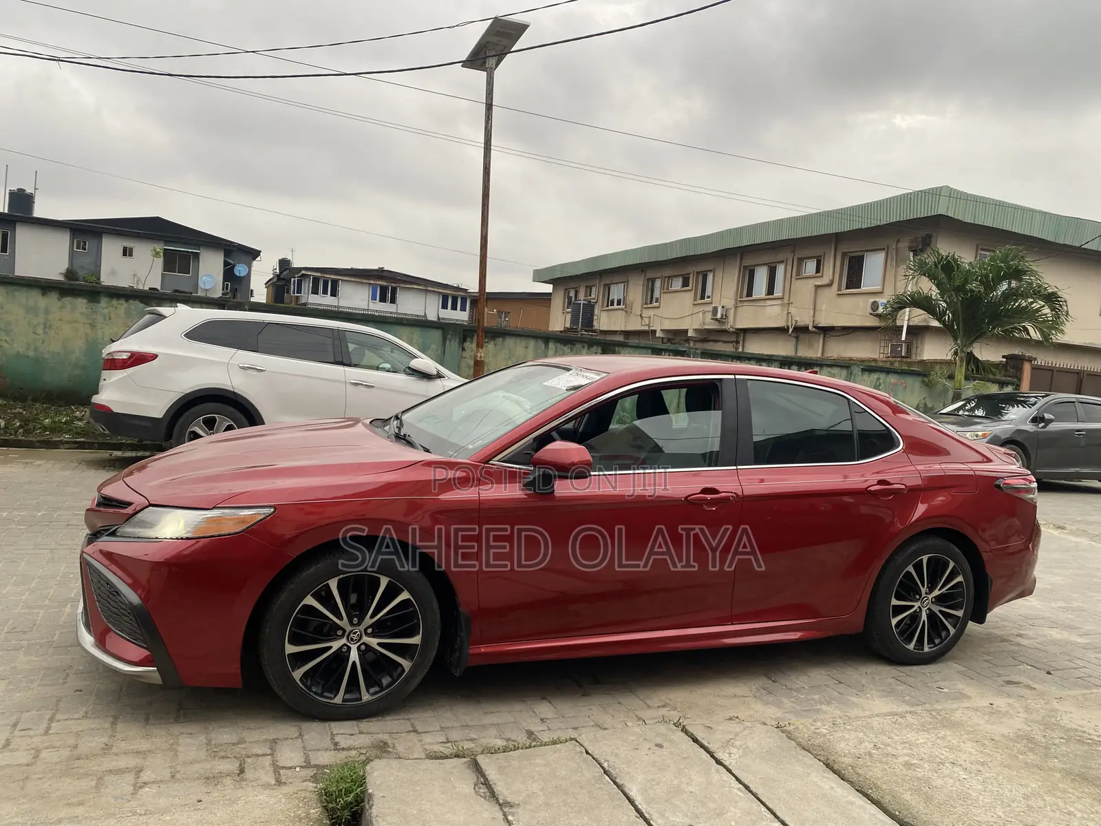 Toyota Camry SE (2.5L 4cyl 8A) 2019 Red