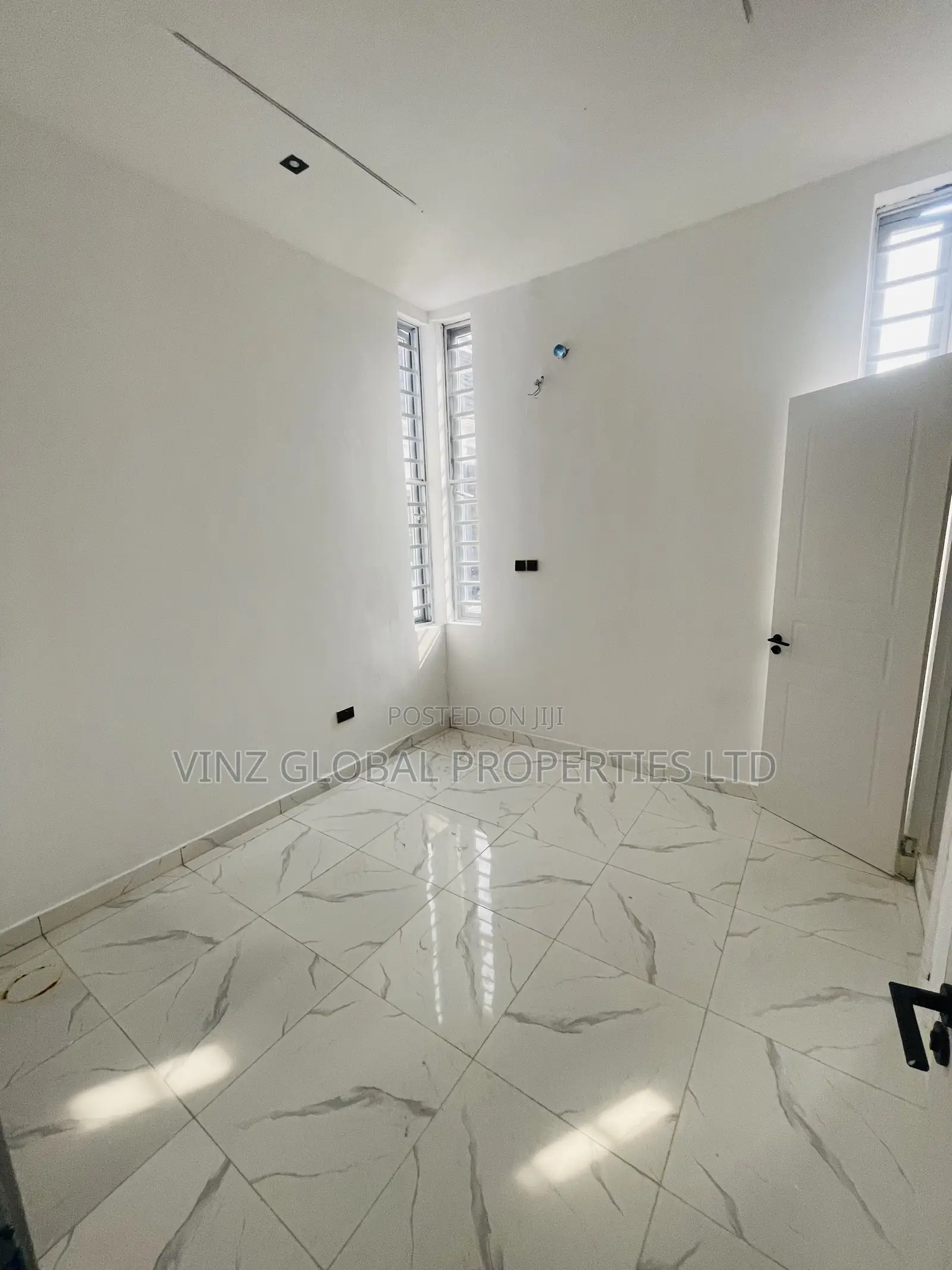 4bdrm Duplex in Lekki for rent