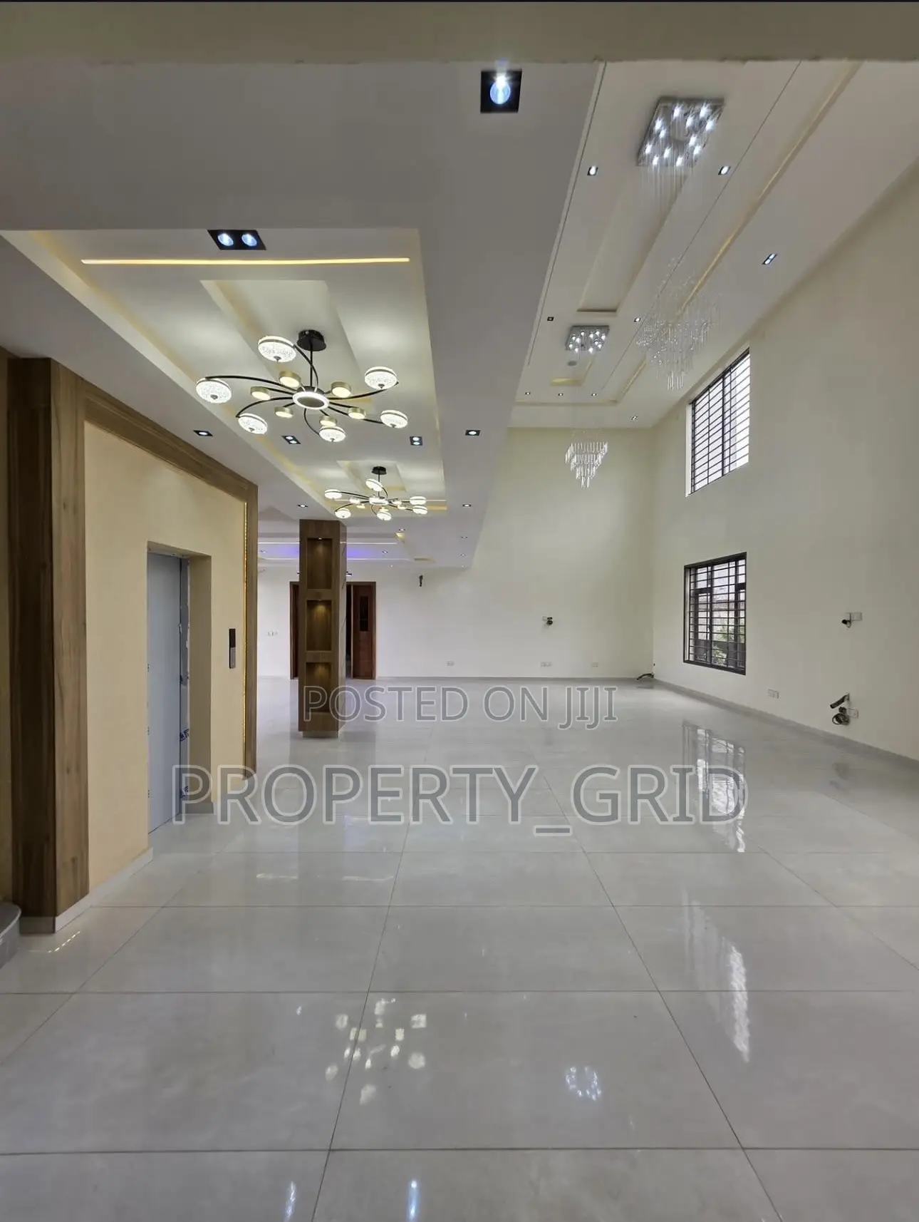 5bdrm Duplex in Royal Garden Estate, for sale