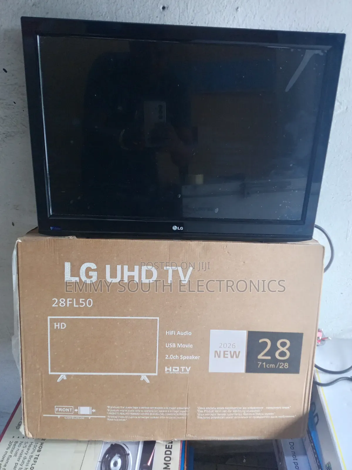 LG Led 28" Color T v Down Speaker
