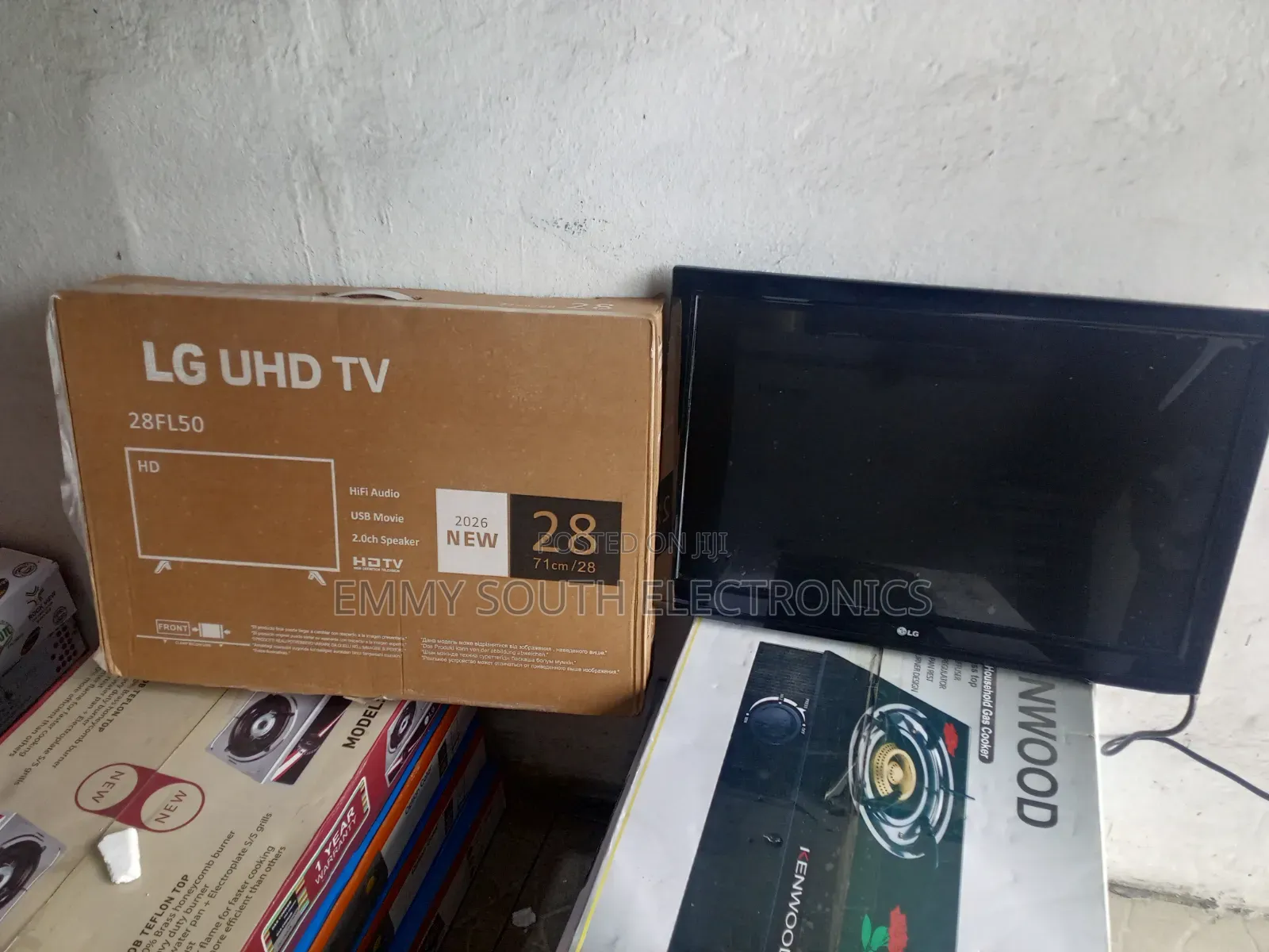 LG Led 28" Color T v Down Speaker