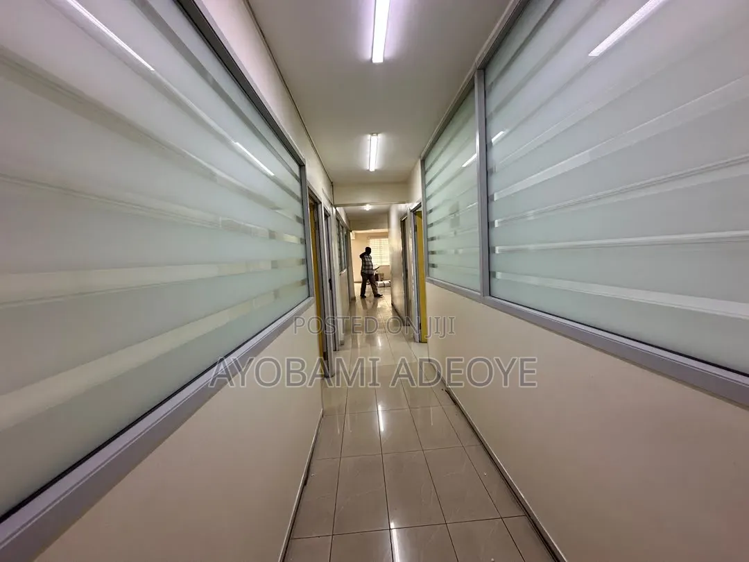 195sqm Office/Shop at Oniru Victoria Island
