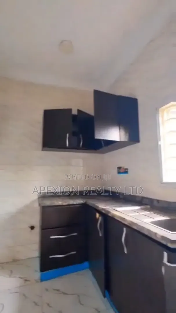 2bdrm Duplex in Lord Chosen Estate(, New Layout for rent