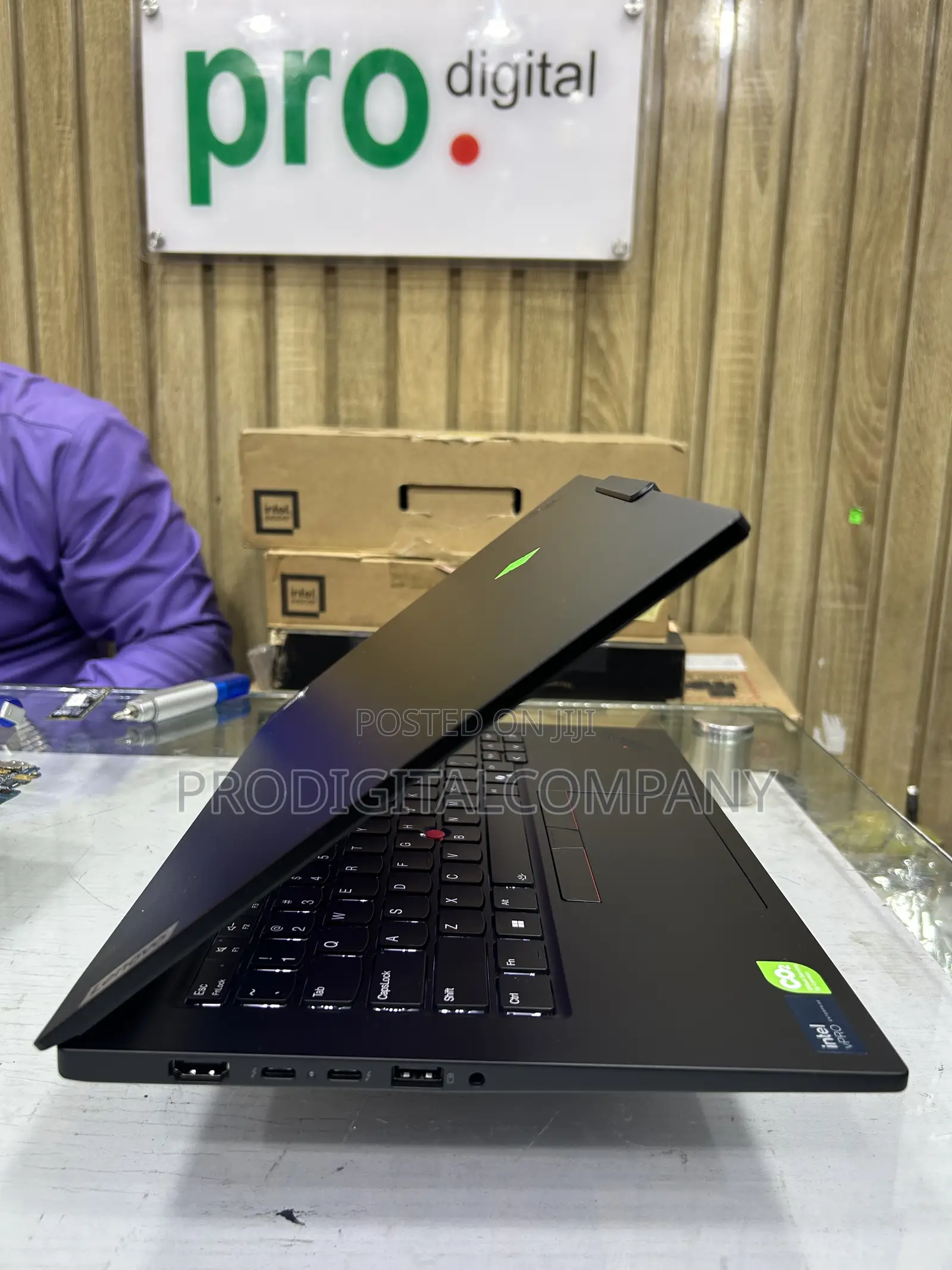 Laptop Lenovo ThinkPad P14s 32GB Intel Core Ultra 7 SSD 1T