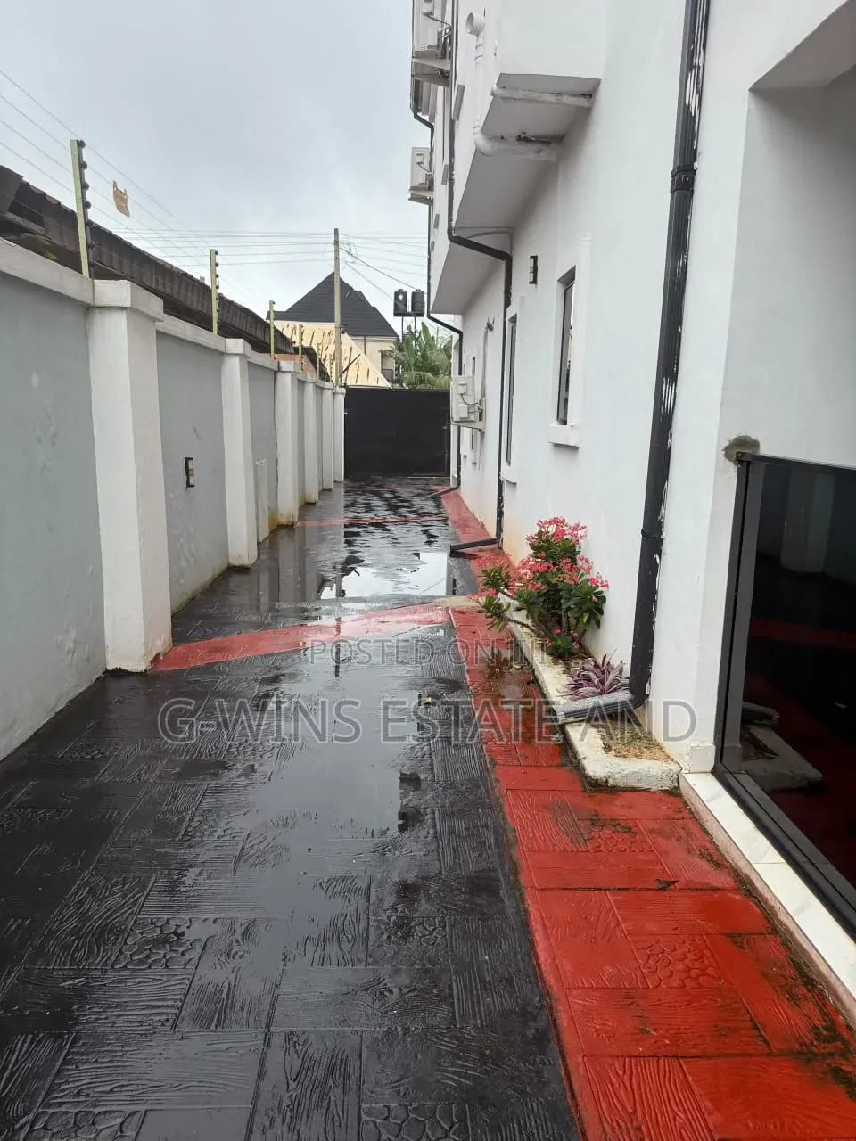 2bdrm Duplex in Okhuoromi Off, Benin City for rent