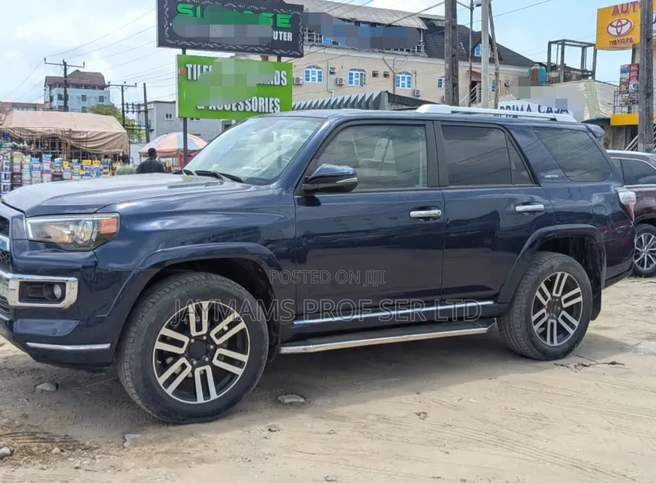 Toyota 4-Runner 2015 Blue