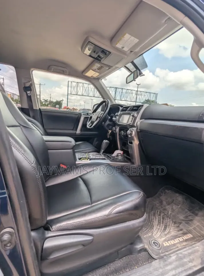 Toyota 4-Runner 2015 Blue