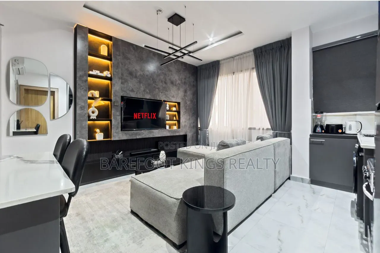 Luxury 1 Bedroom Apartment