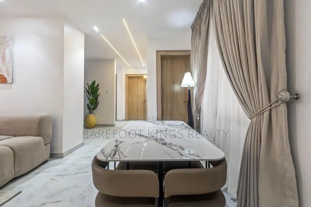Luxury 2 Bedroom Apartment