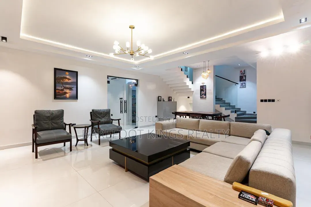 Luxury 3Bedroom Apartment