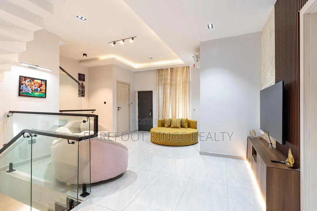 Luxury 3Bedroom Apartment