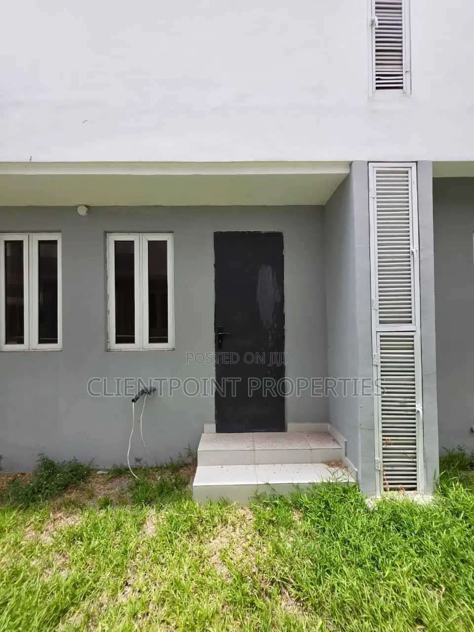 5bdrm Duplex in Twin Lakes Estate, Chevron for sale