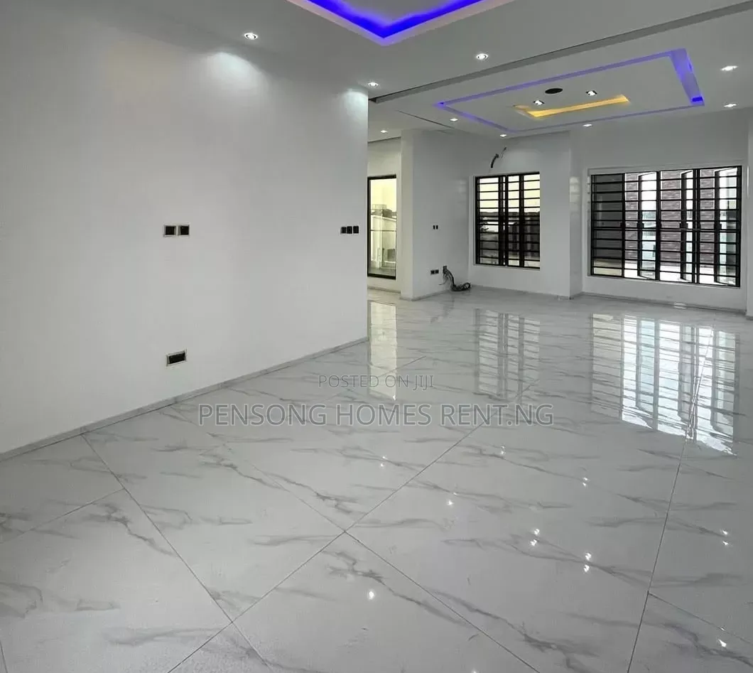 5bdrm Duplex in Orchid Estate, Lekki Expressway for rent