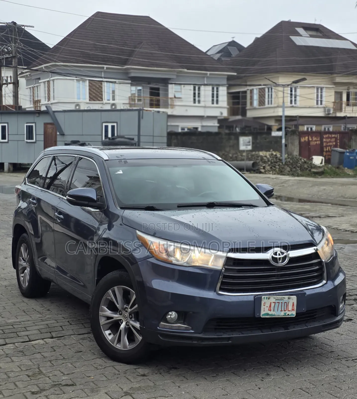 Toyota Highlander XLE 4dr SUV AWD (3.5L 6cyl 6A) 2015
