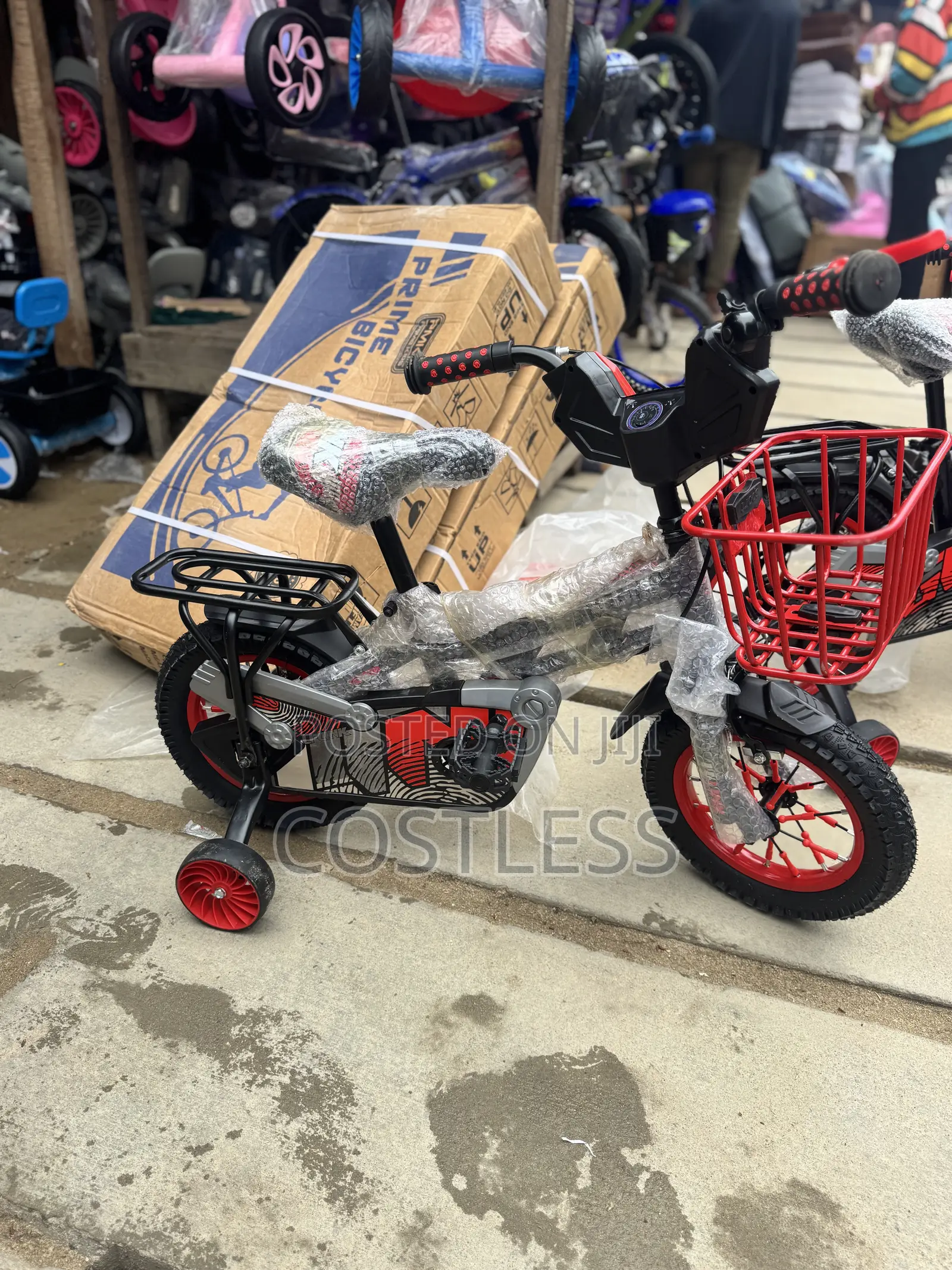 Universal12’ Children's BMX Bicycle