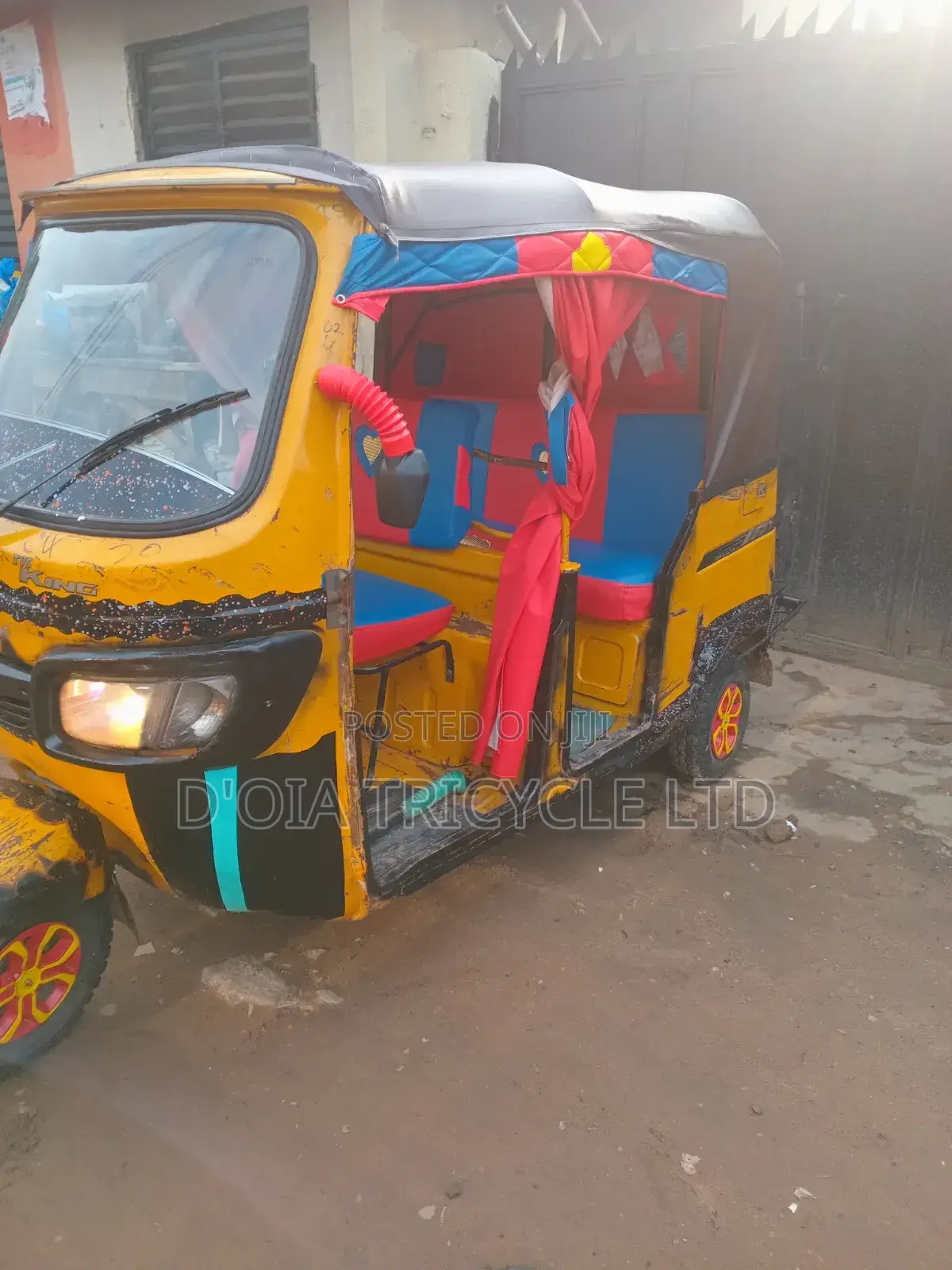 TVS King Deluxe Plus iTouch Start 2024 Yellow