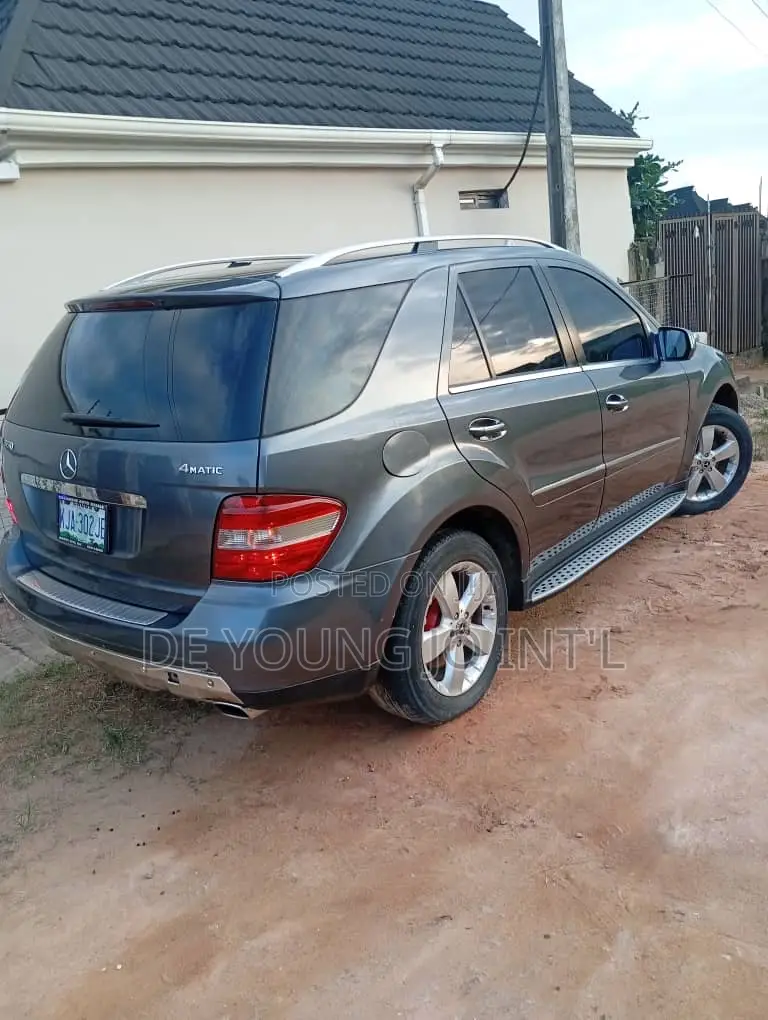 Mercedes-Benz M Class ML 350 4Matic 2010 Gray