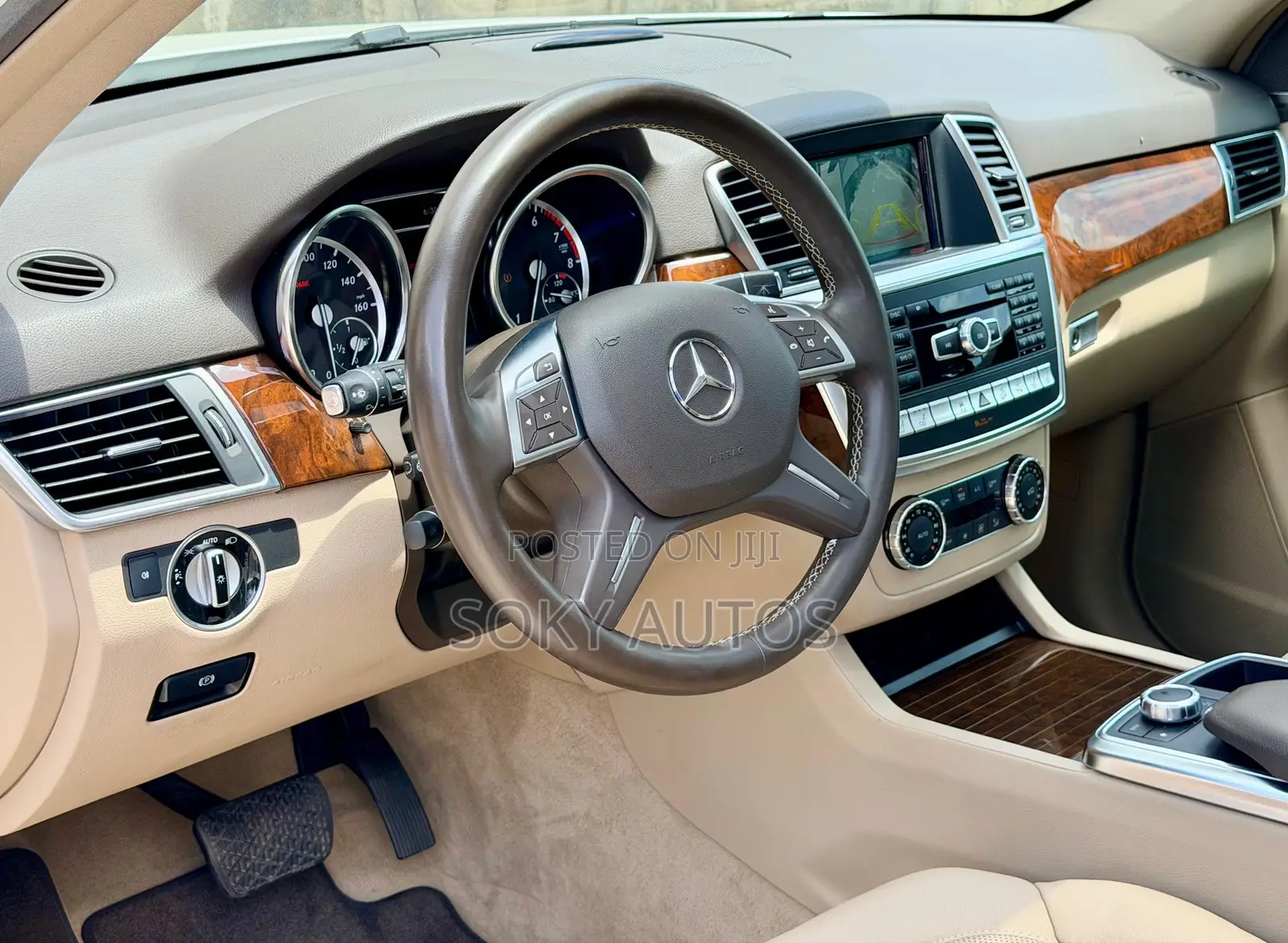 Mercedes-Benz M Class ML350 4MATIC 4dr SUV AWD (3.5L 6cyl 7A) 2015