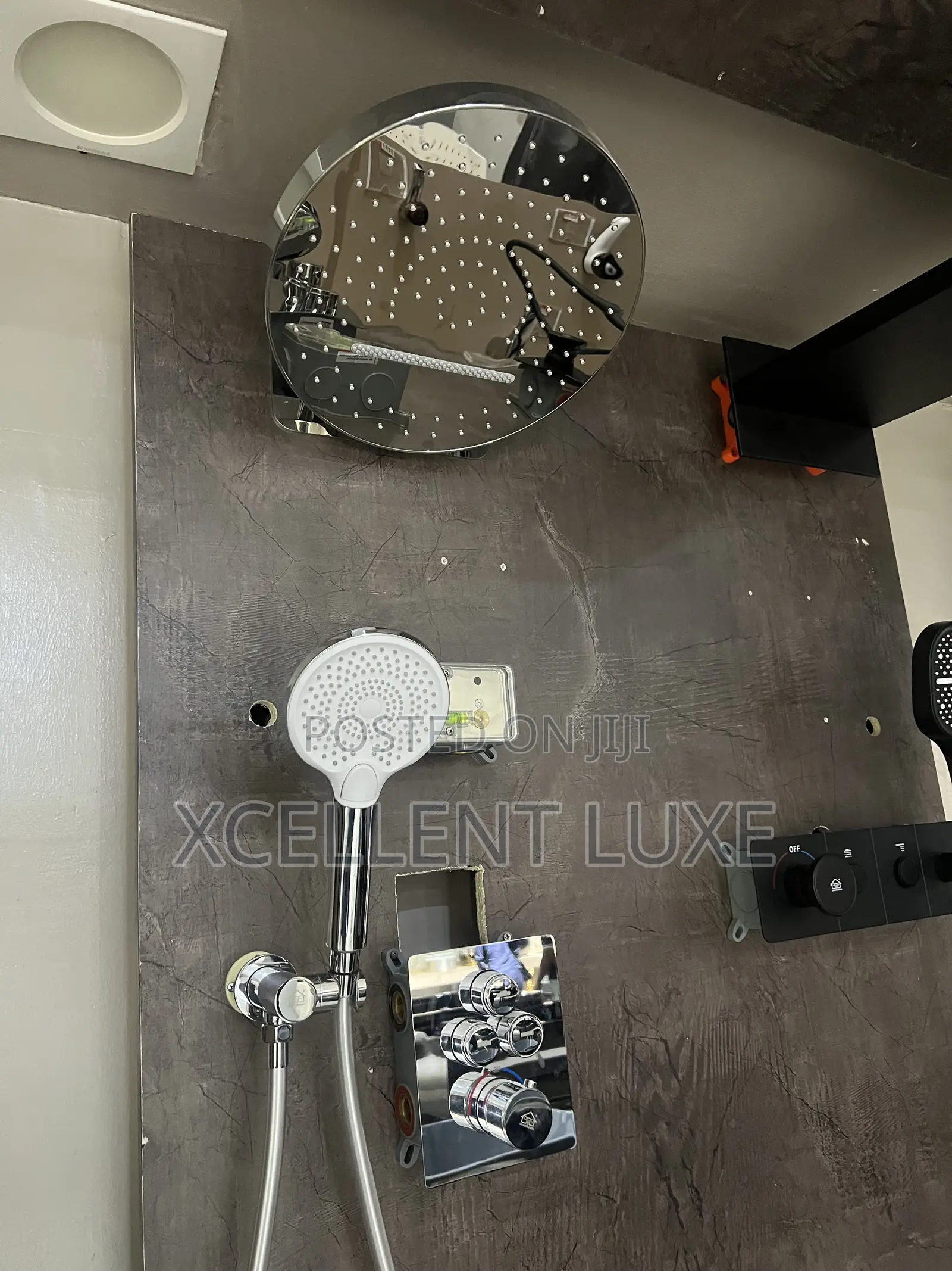 Rainfinity Conduit Shower Mixer With Thermostatic Shower Control