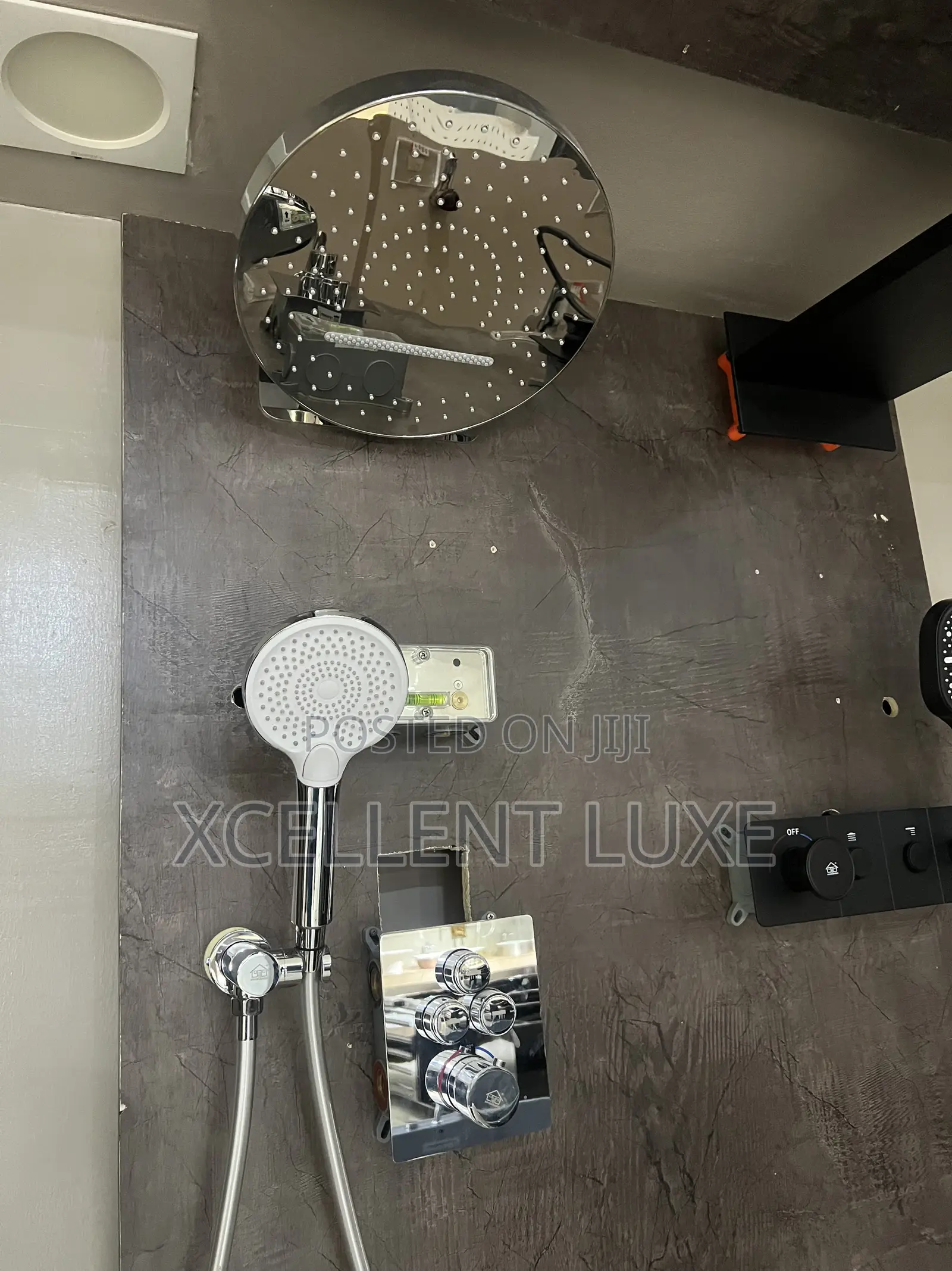 Rainfinity Conduit Shower Mixer With Thermostatic Shower Control