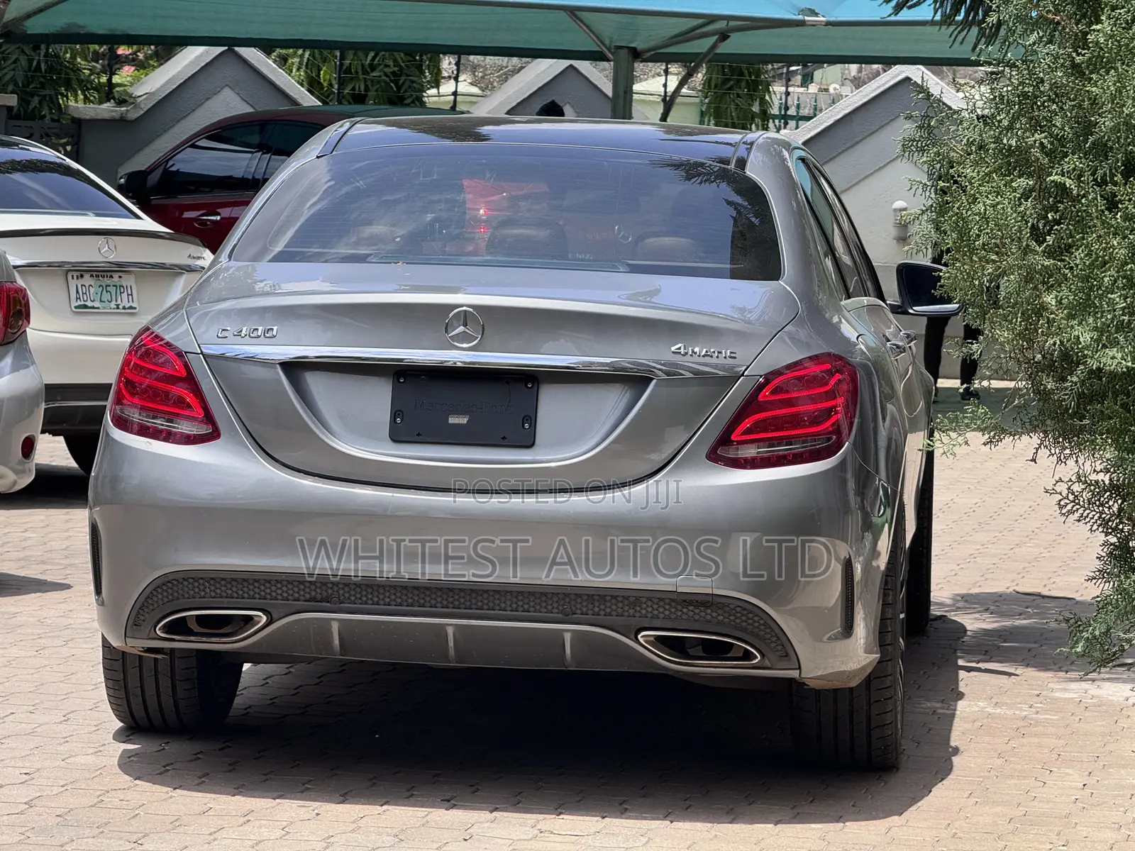 Mercedes-Benz C400 4Matic AWD Sedan (3.0L V6 7A) 2015 Gray