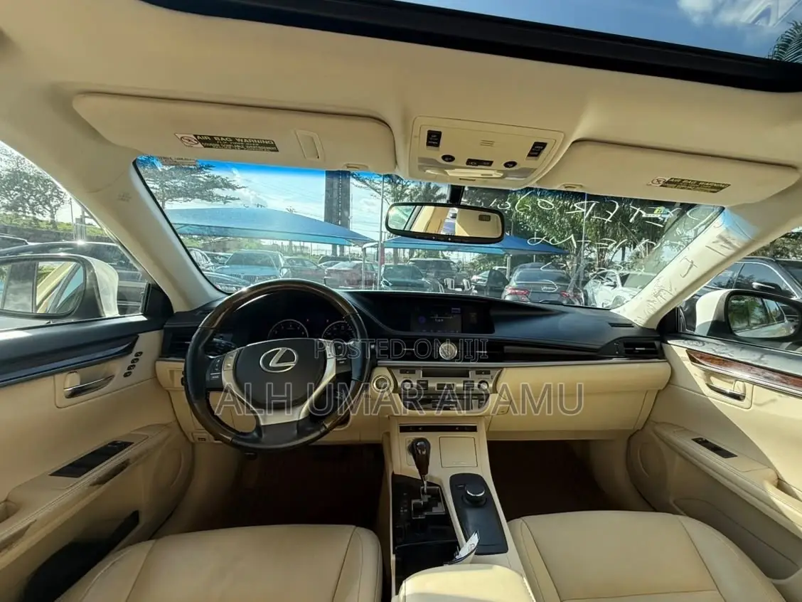 Lexus ES 2014 White