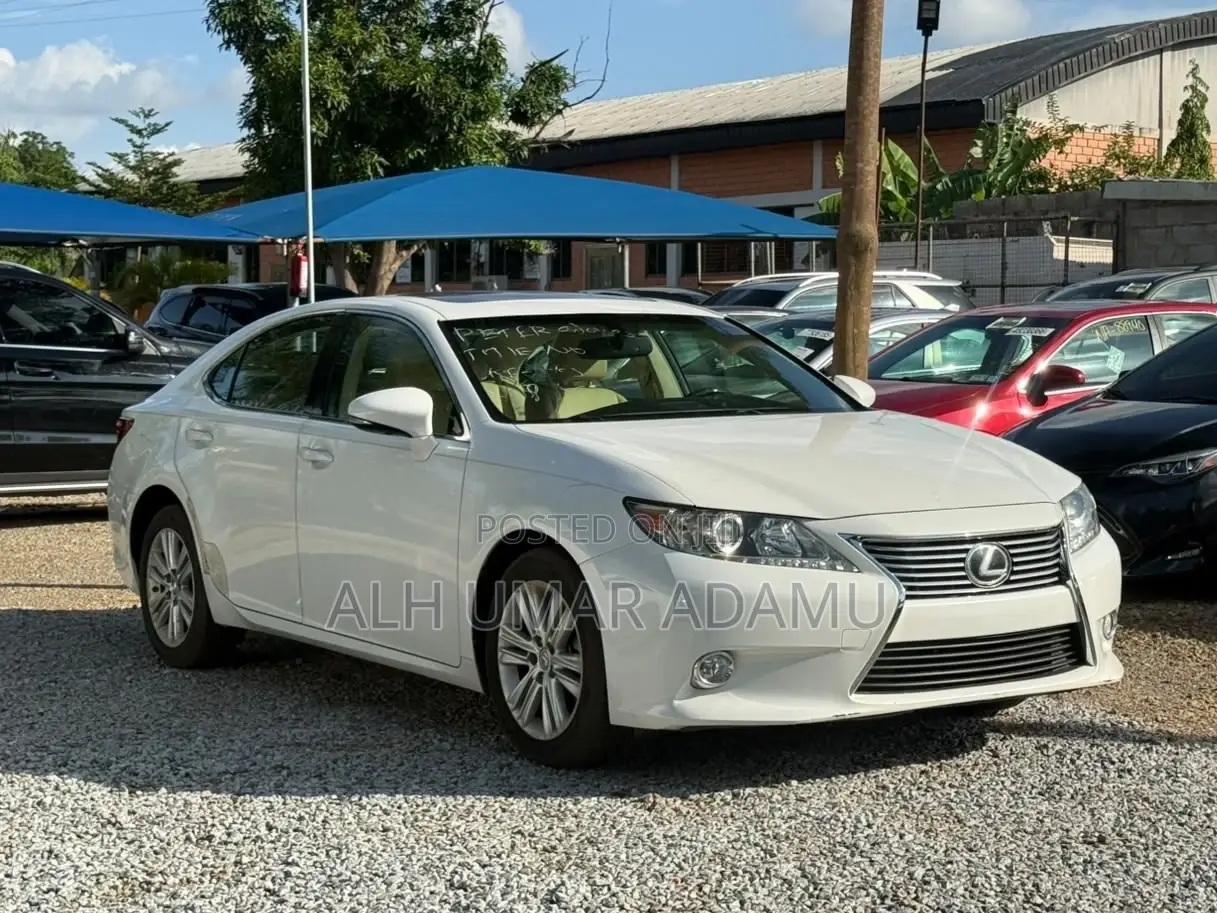 Lexus ES 2014 White