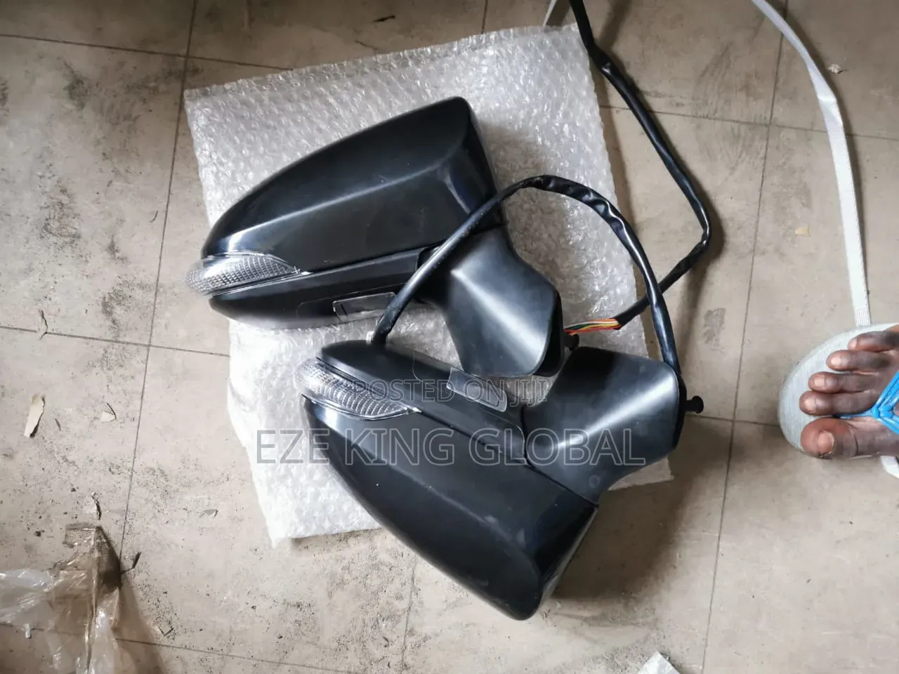 Side Mirror Toyota Venza 2010
