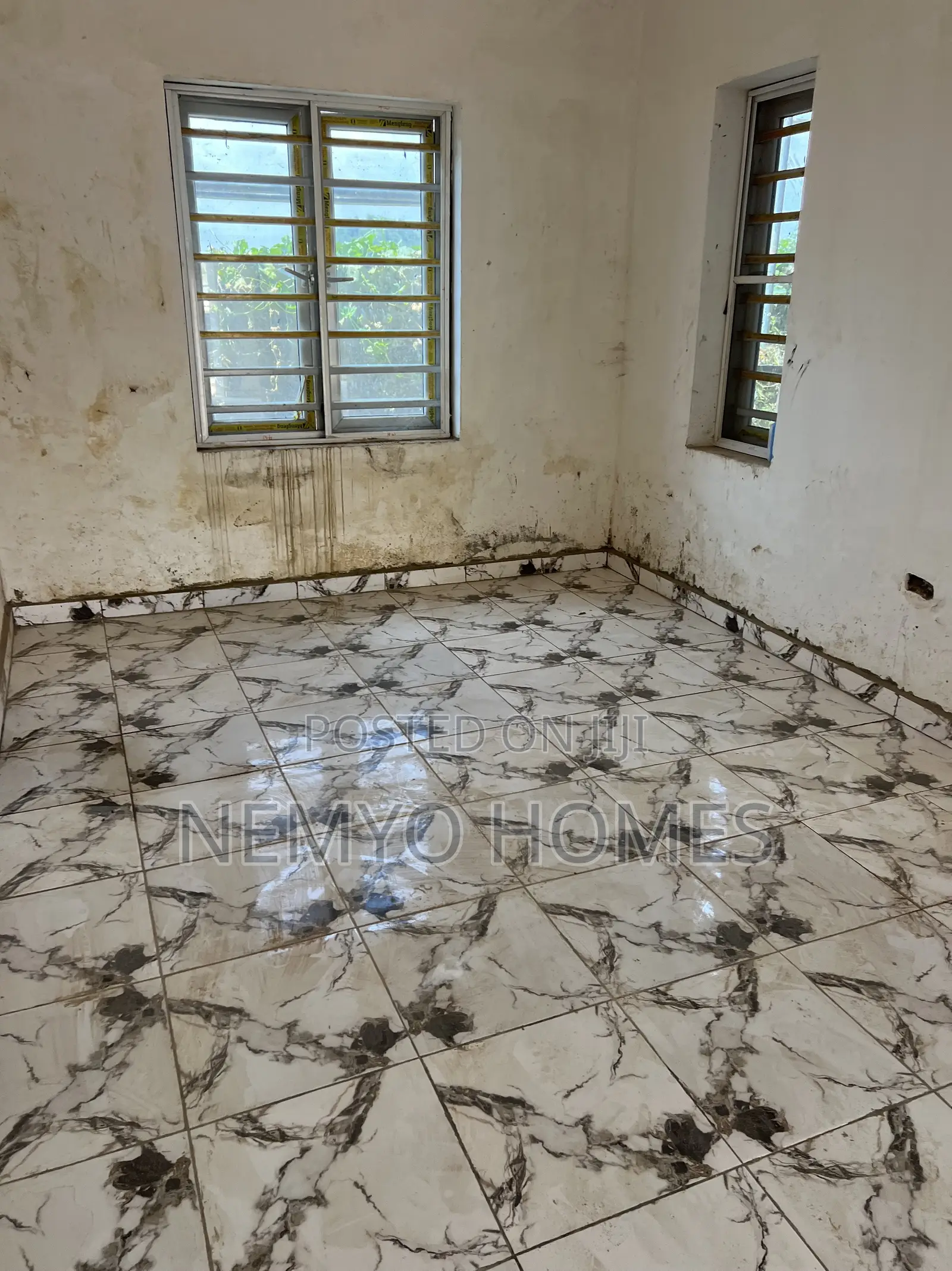 2bdrm Block of Flats in Apo, Guze for sale