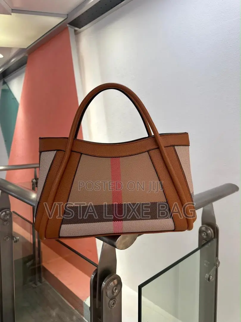 Burberry Double Hand
