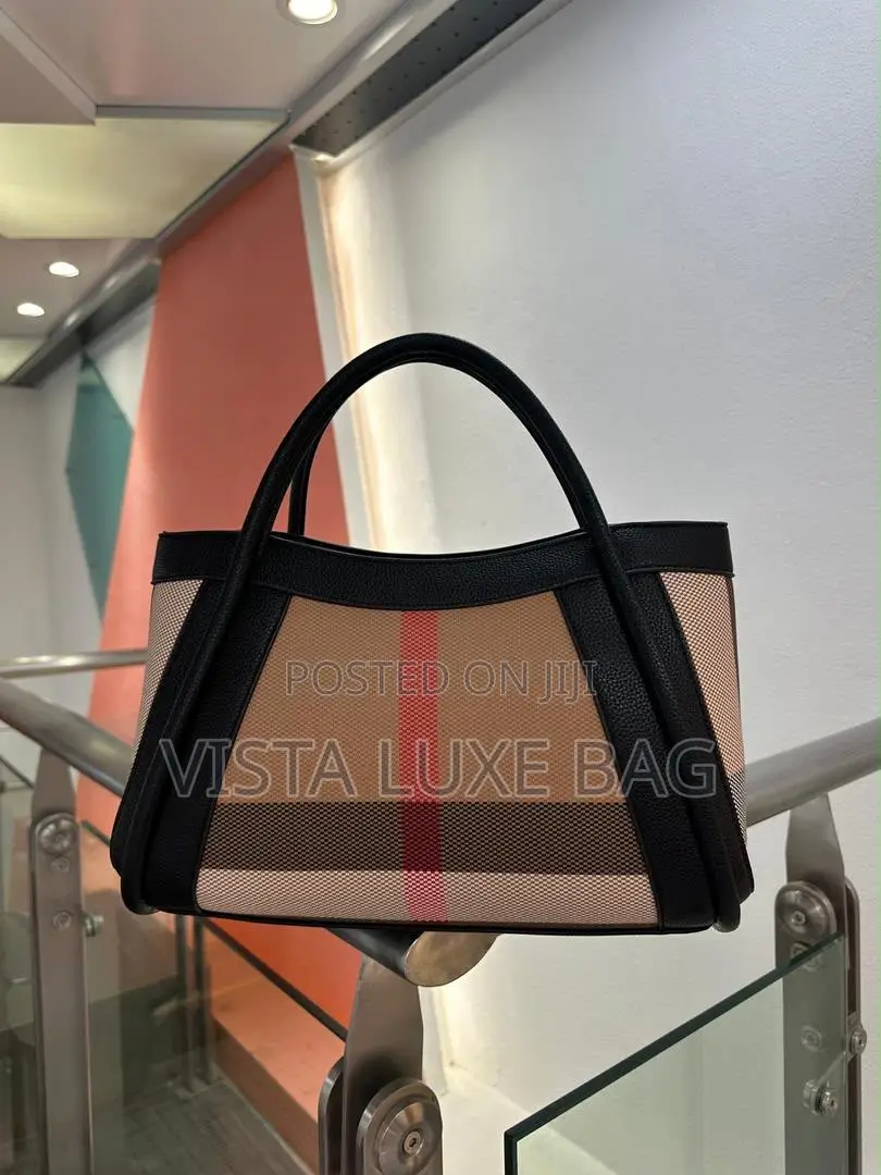 Burberry Double Hand