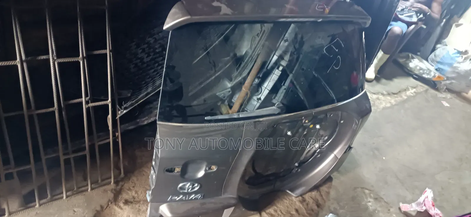 Boot for Rav4 2008/2011