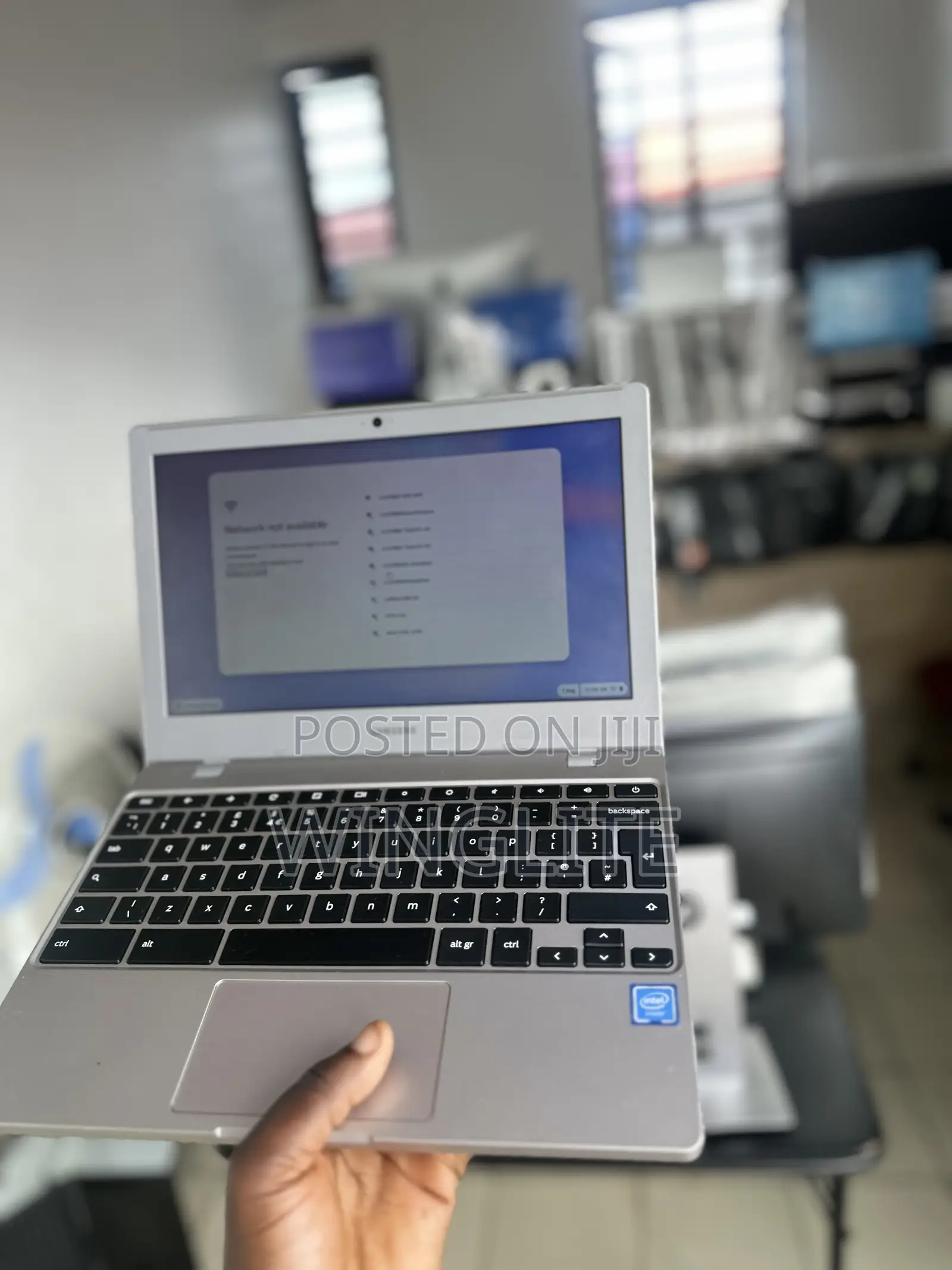 Laptop Samsung XE303C12 4GB Intel Celeron eMMC 32GB