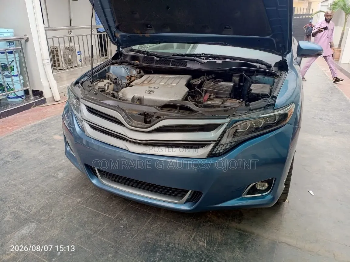 Toyota Venza Limited 2011 Blue