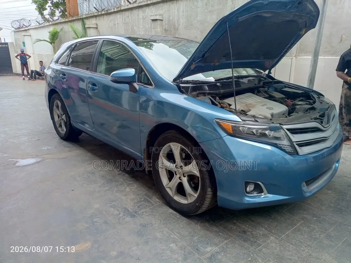 Toyota Venza Limited 2011 Blue
