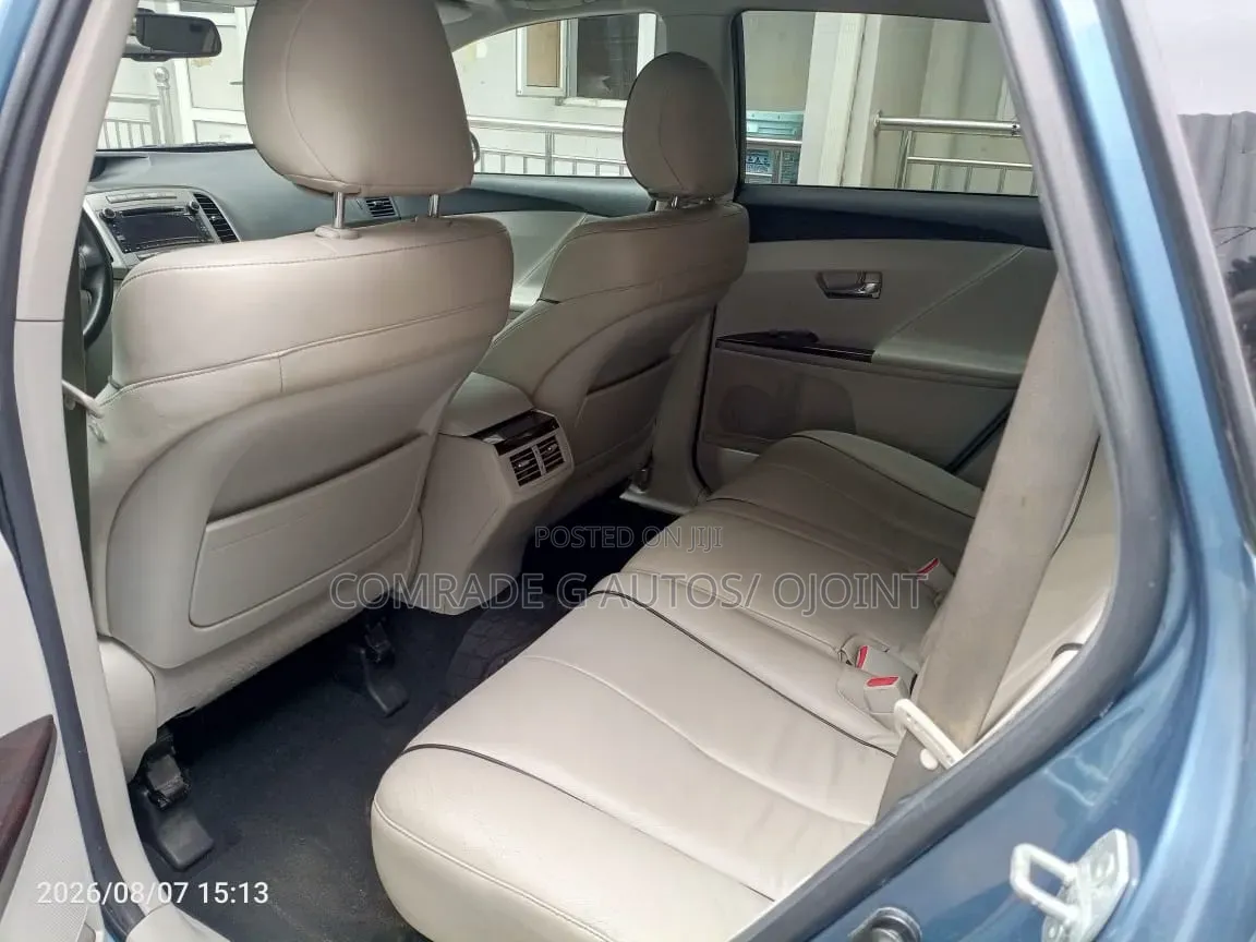 Toyota Venza Limited 2011 Blue