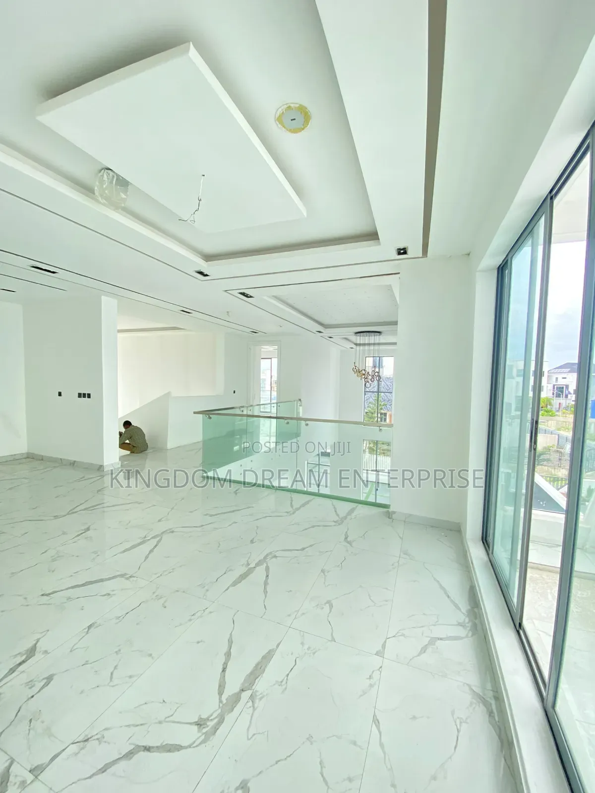 5bdrm Duplex in Osapa London Lekki for sale