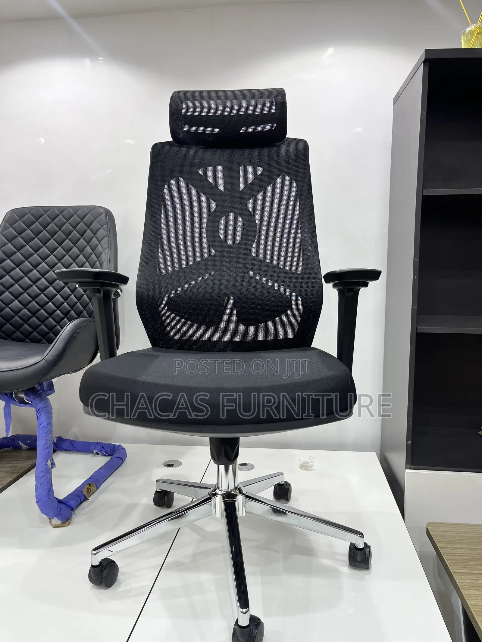 Premium Ergonomic Mesh Office Chair With Butterfly Lumbar Support