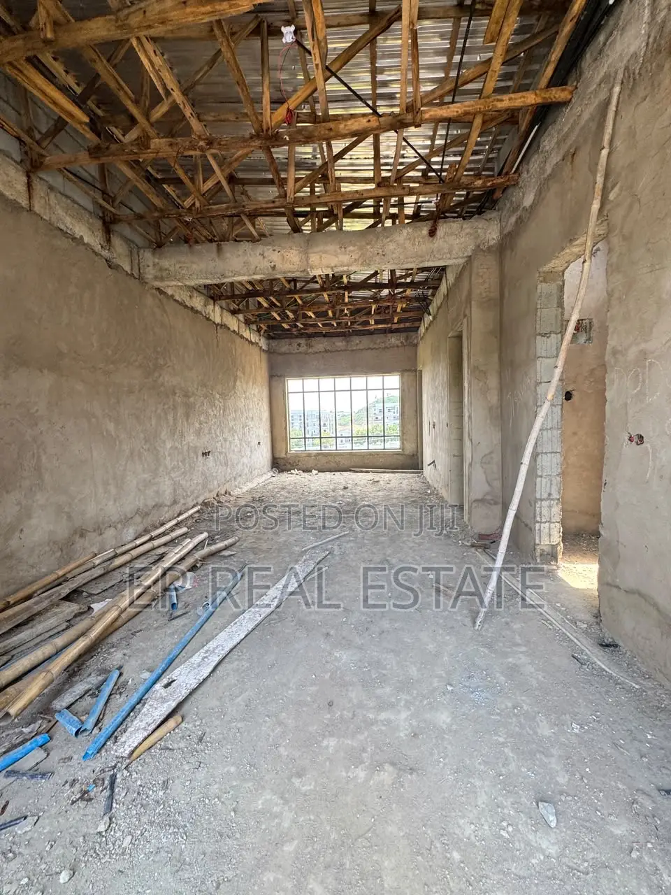 5bdrm Duplex in Maitama for sale