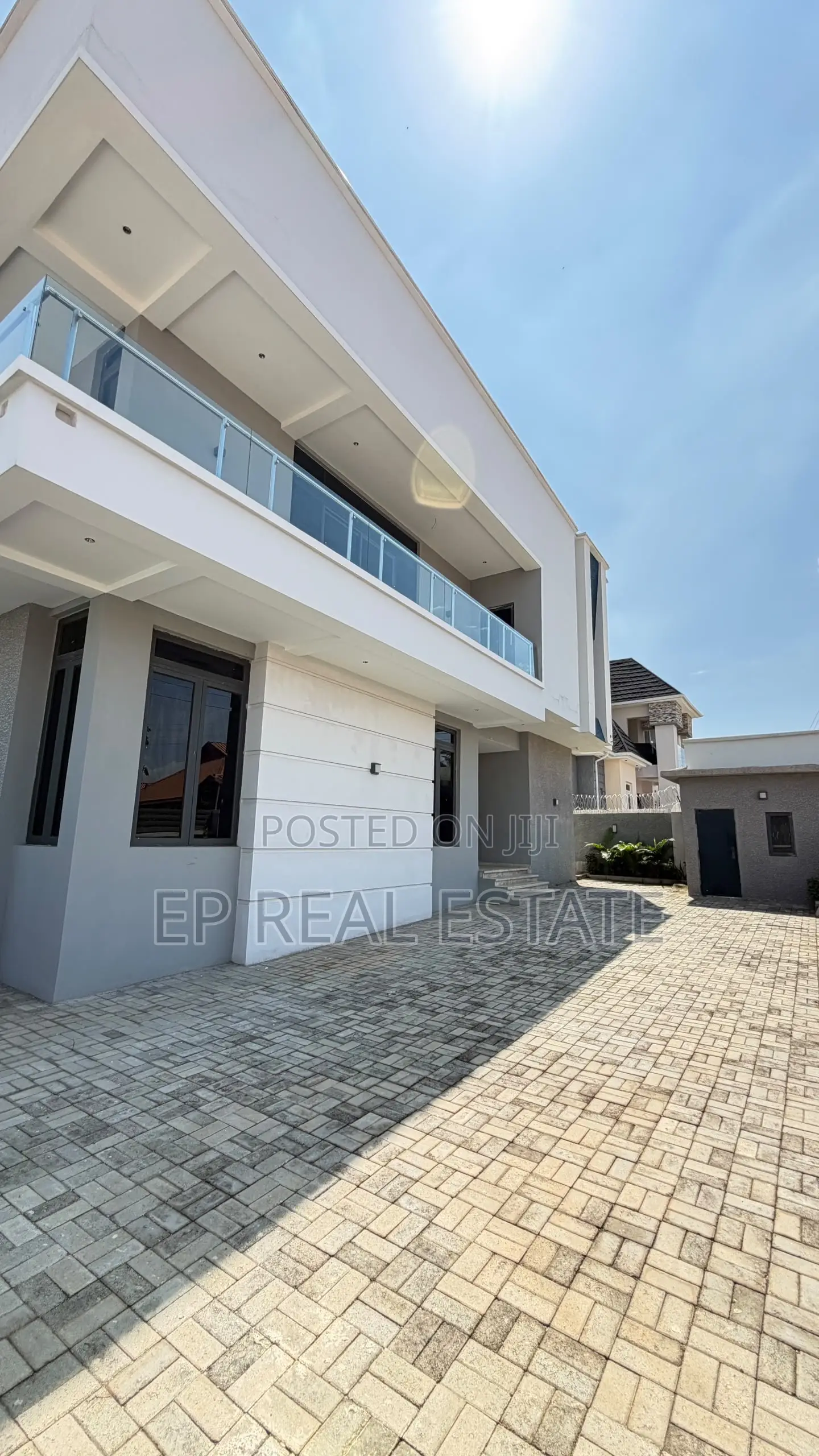 4bdrm Duplex in Kaura for rent