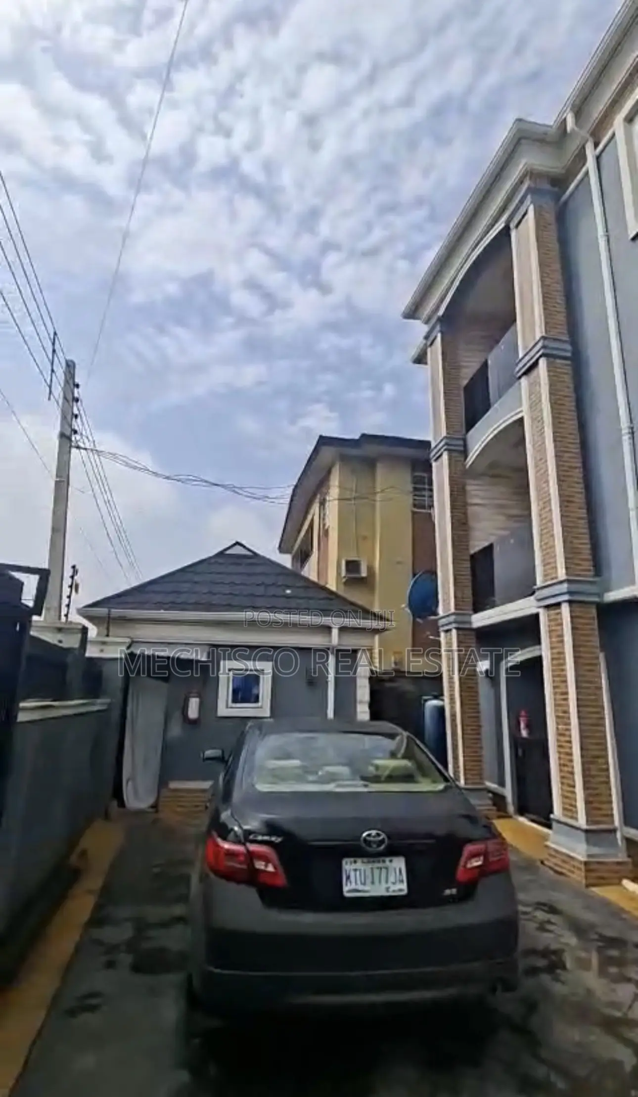 2bdrm Block of Flats in Oregun for sale