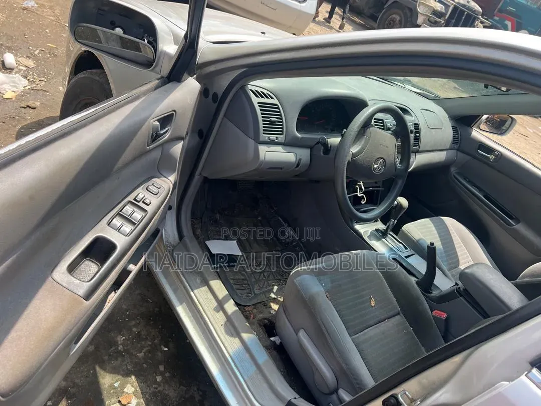 Toyota Camry 2006 Silver